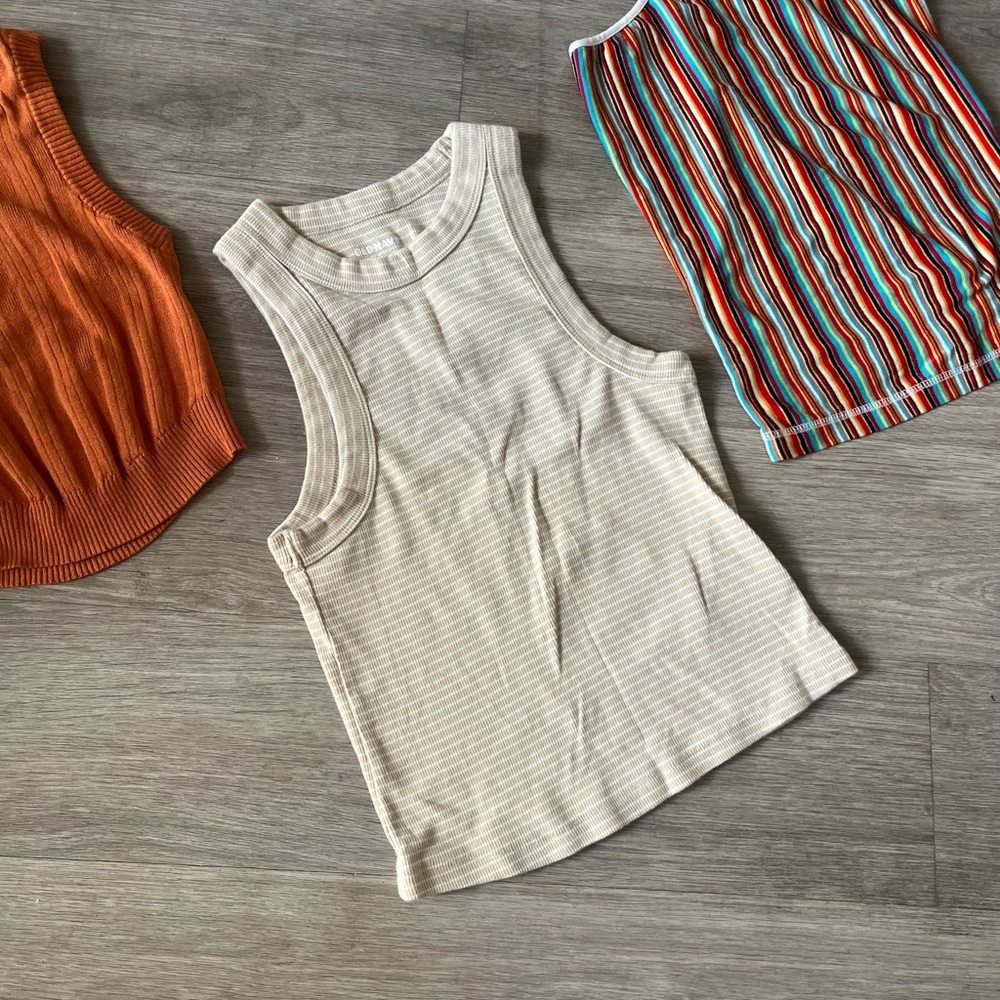 Tank Top Bundle - image 6
